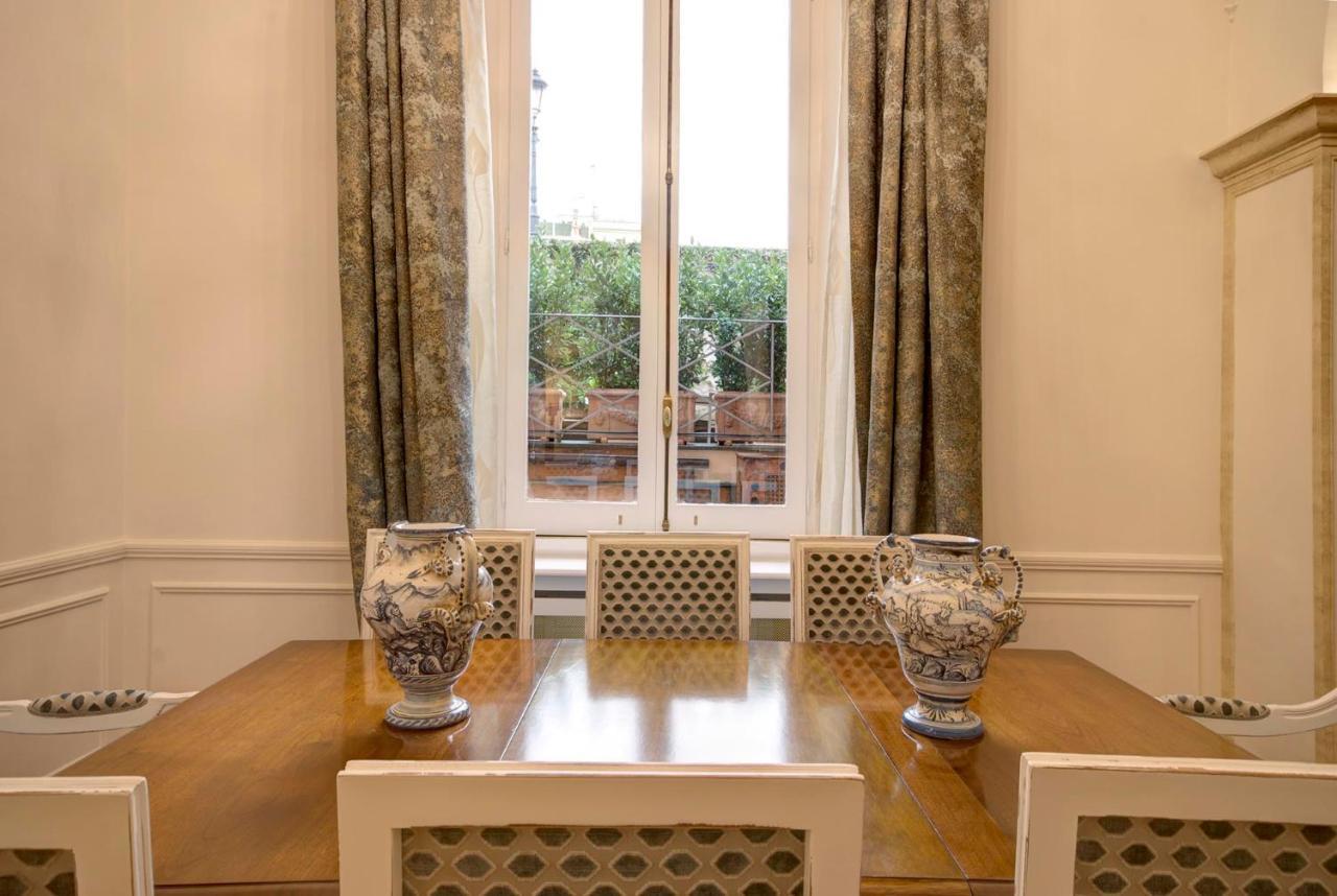Trinità Dei Monti 3 Bedroom With Terrace * Roma